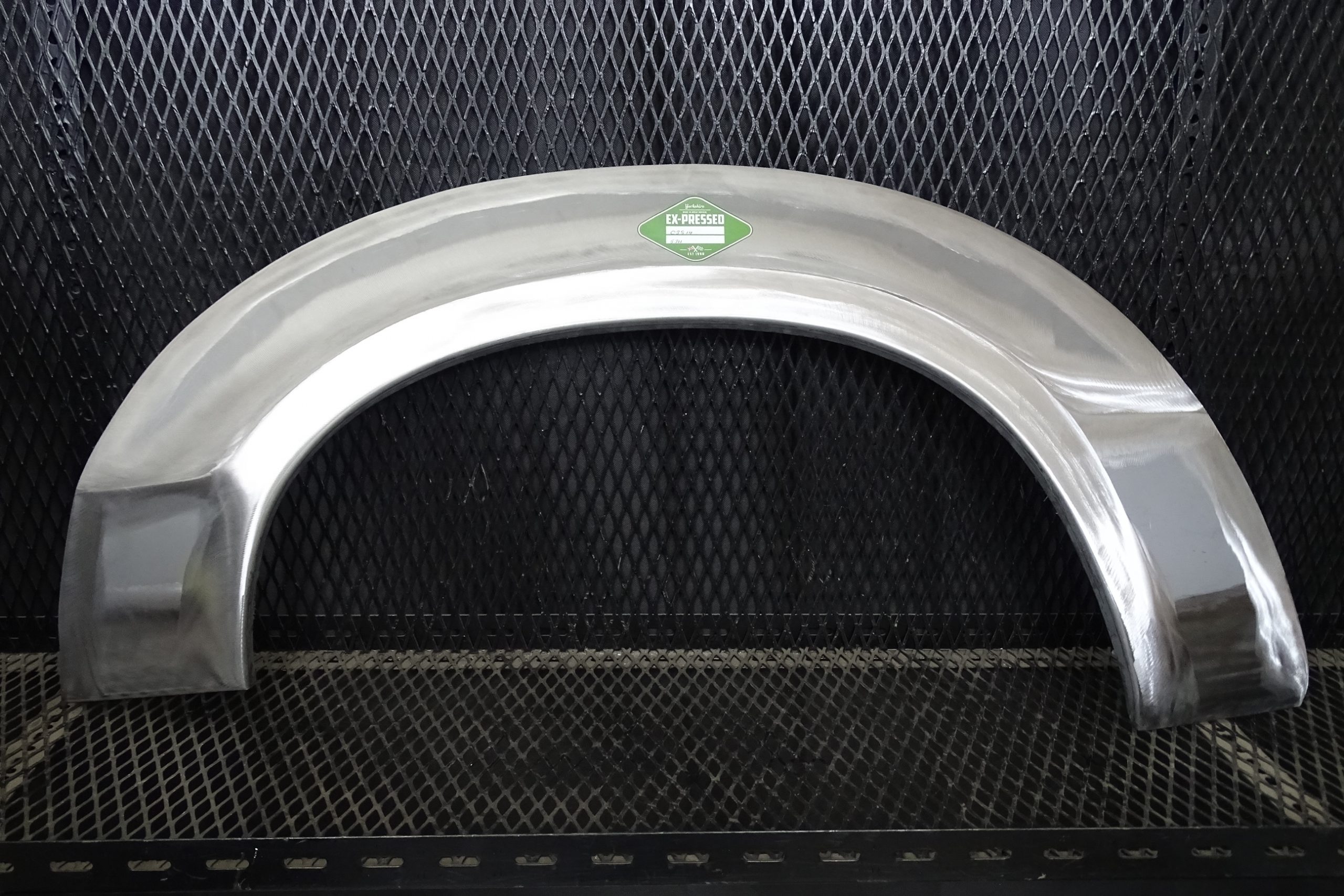 L/H WHEEL ARCH REPAIR (2 DOOR)