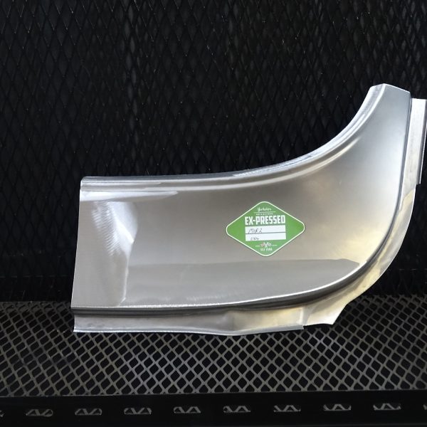 L/H FRONT SCUTTLE END