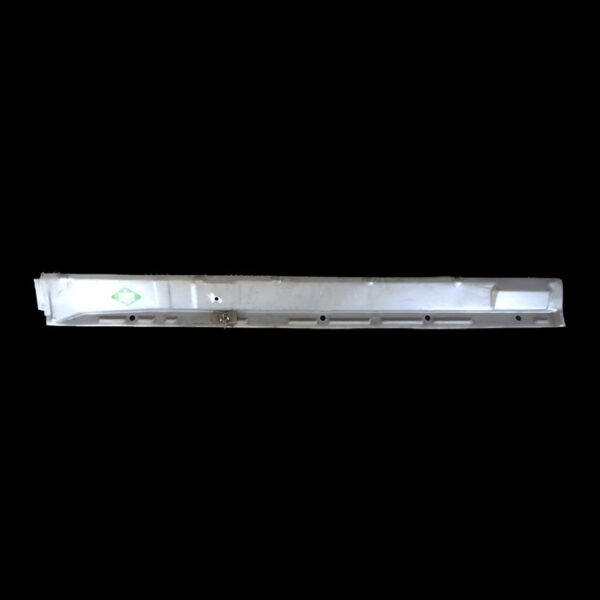 R/H INNER SILL