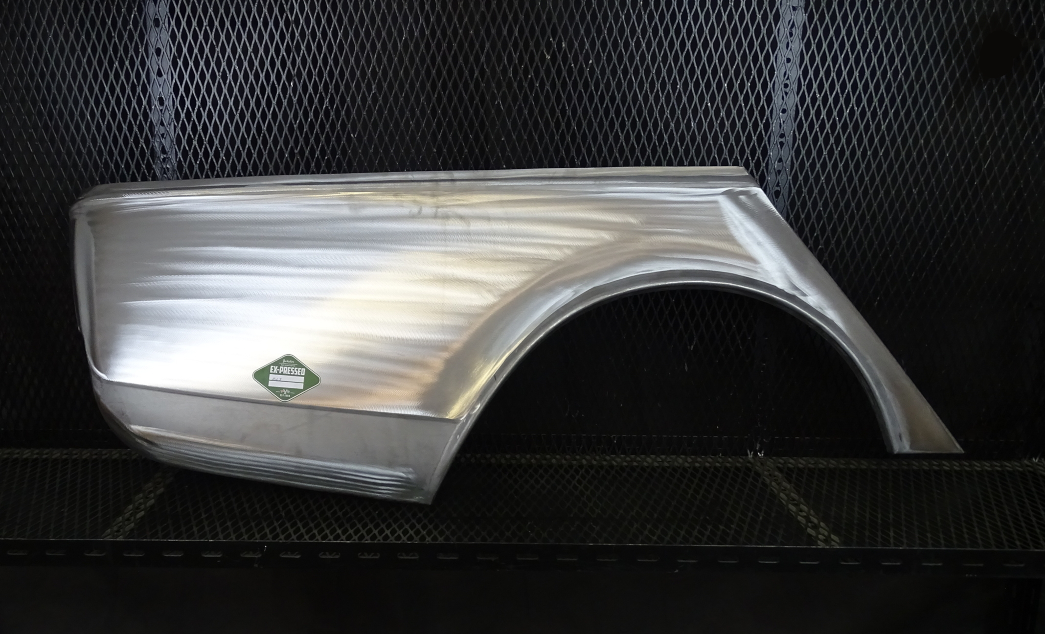 R/H REAR HALF WING