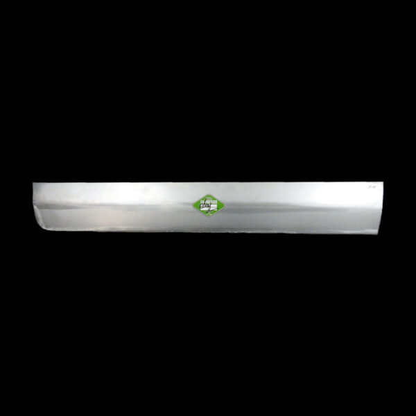 R/H DOOR SKIN BOTTOM (2 DOOR)
