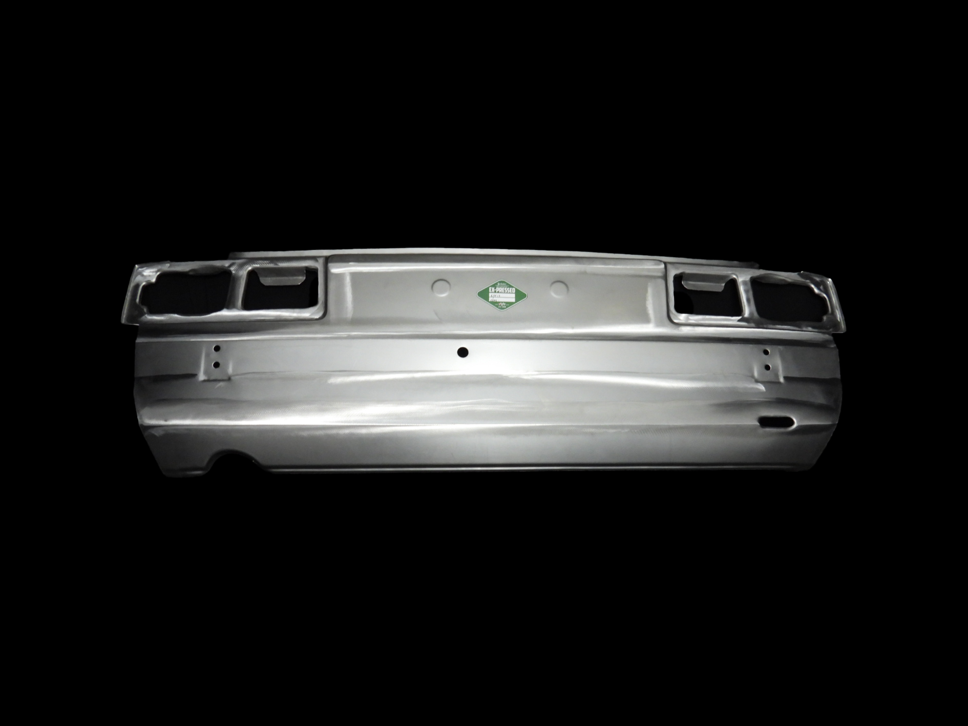 REAR PANEL