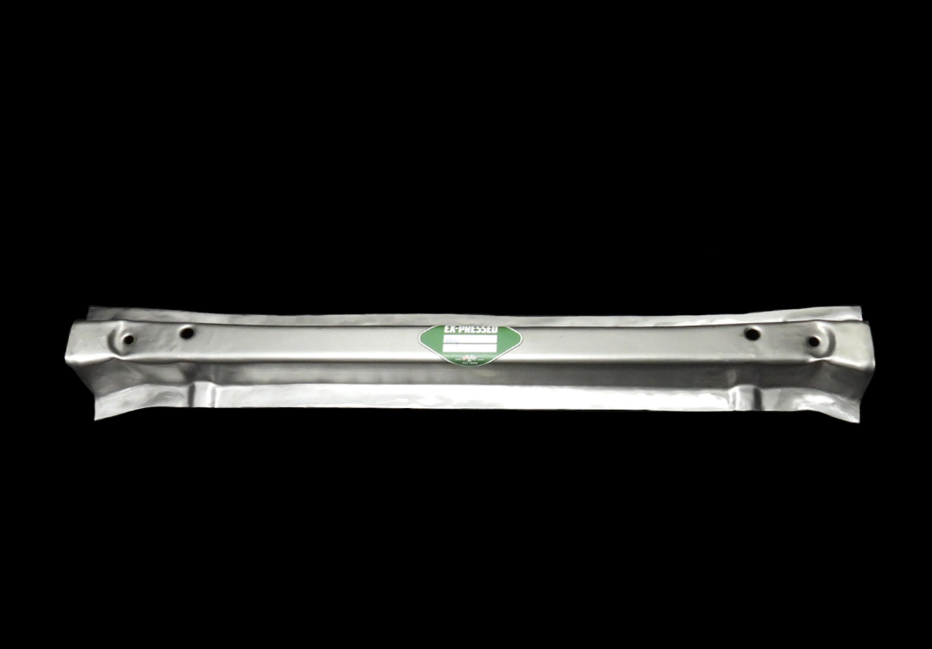 LOWER TIE BAR